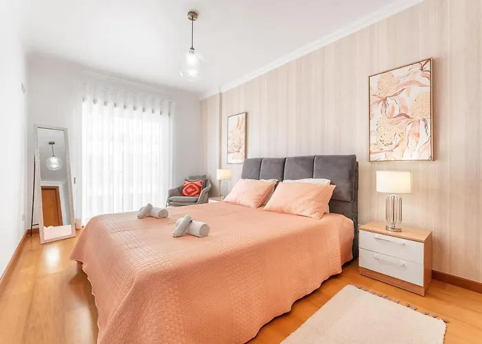 Ocean Getaway - Private Parking In The Center Of * Nazaré