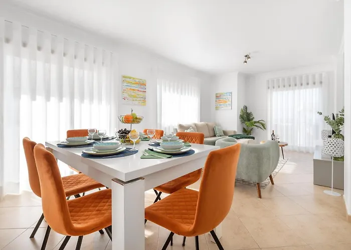 Ocean Getaway - Private Parking In The Center Of Apartament