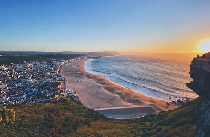 Ocean Getaway - Private Parking In The Center Of Apartament Nazaré