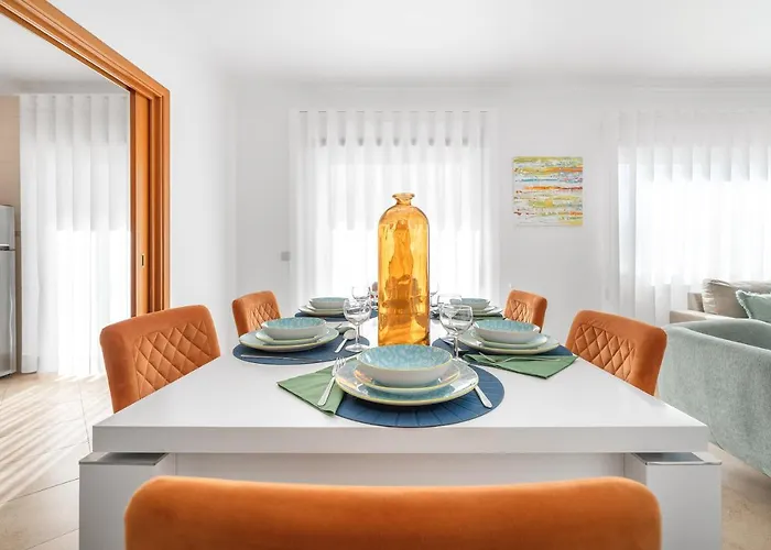 Apartment Ocean Getaway - Private Parking In The Center Of